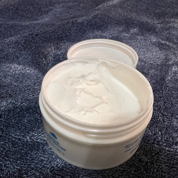 Bath & Body Works Cloud Body Butter - Picture 10 of 11